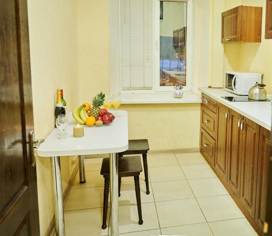 Троицкая Люккс Апартамены Посуточно Почасово Apartment Sumî Exterior foto